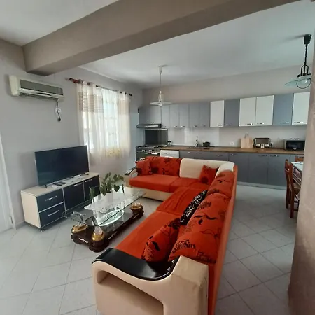 Villa Lungo Mare X6 *