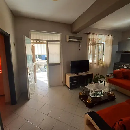 Lungo Mare X6 * Vlorë